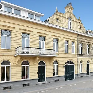 Bed & Breakfast R Einald, Valkenburg (South Holland)